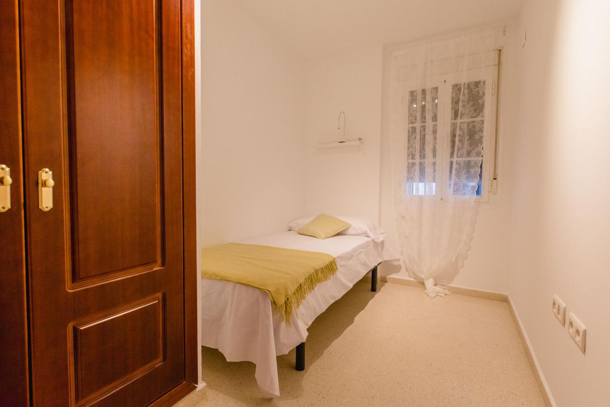 Apartamento El Patio De Canovas Cadiz Luaran gambar